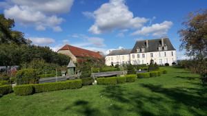lapyraledubuis.com 20151028 Château de Viven