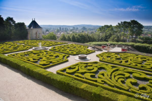 Château d'AUVERS, photo avec autorisation de parution par le Directeur du Château.